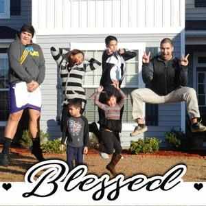 Meet your Posher, Myra